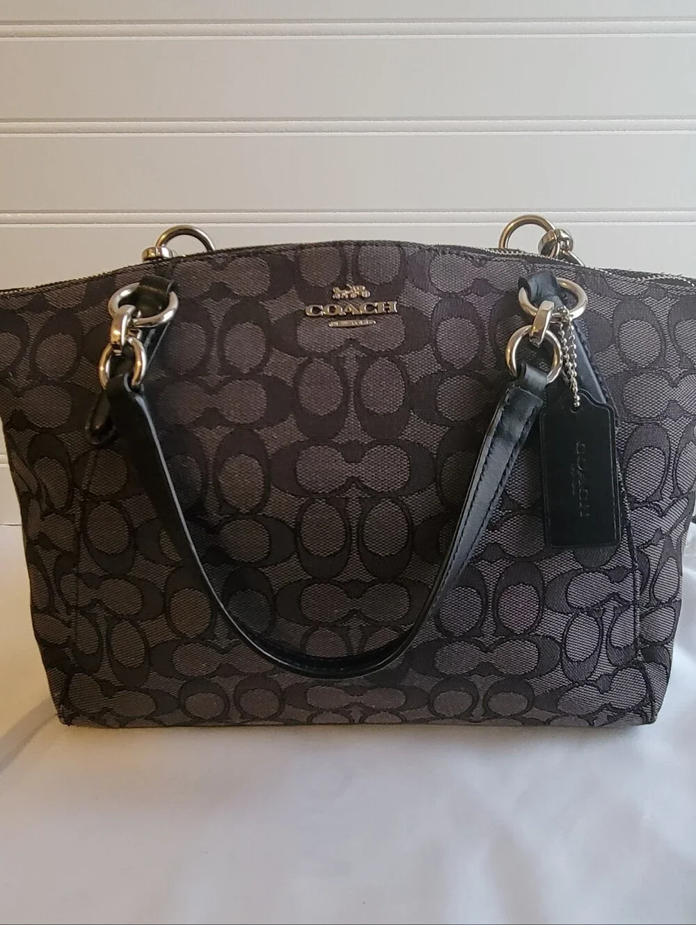CoachKelsey Satchel in Signature Jacquard – F27582 – Black Smoke/Black